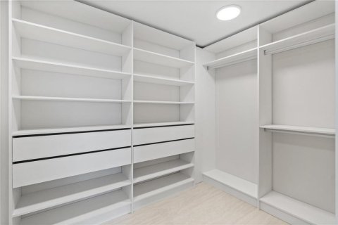Condo in Fort Lauderdale, Florida, 2 bedrooms № 2402466 - photo 15