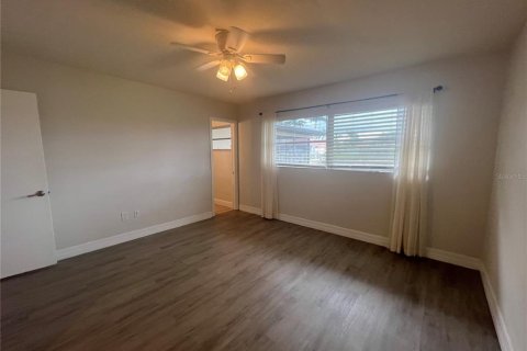 Casa en alquiler en Port Charlotte, Florida, 3 dormitorios, 195.56 m2 № 1901805 - foto 20