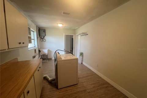 Casa en alquiler en Port Charlotte, Florida, 3 dormitorios, 195.56 m2 № 1901805 - foto 27