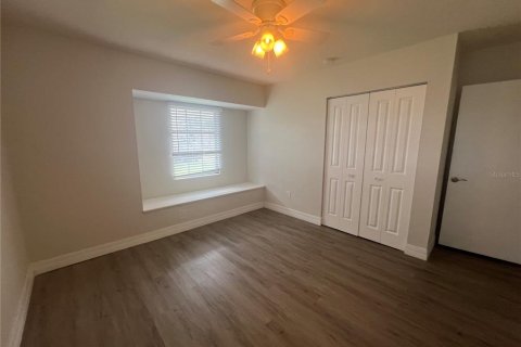 Casa en alquiler en Port Charlotte, Florida, 3 dormitorios, 195.56 m2 № 1901805 - foto 25