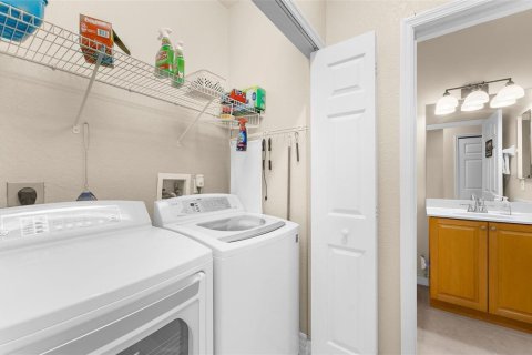 Villa ou maison à vendre à North Port, Floride: 2 chambres, 138.61 m2 № 2413906 - photo 27