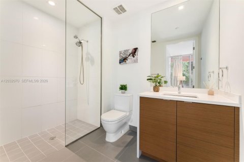 Commercial property in Miami, Florida № 2154905 - photo 8