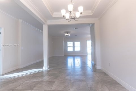 Villa ou maison à vendre à Port St. Lucie, Floride: 4 chambres, 225.2 m2 № 2429879 - photo 4
