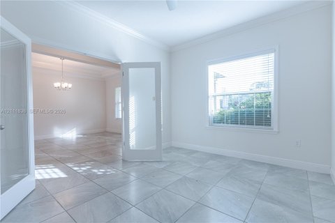 Villa ou maison à vendre à Port St. Lucie, Floride: 4 chambres, 225.2 m2 № 2429879 - photo 6