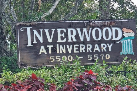 Condo in Lauderhill, Florida, 2 bedrooms  № 2083703 - photo 23