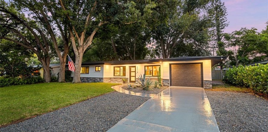 Casa en Sarasota, Florida 2 dormitorios, 125.33 m2 № 2349427