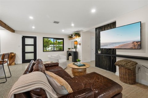 Casa en venta en Sarasota, Florida, 2 dormitorios, 125.33 m2 № 2349427 - foto 4