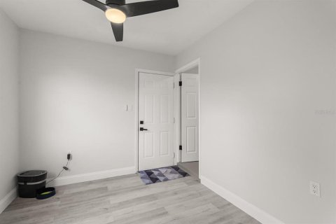 House in Orlando, Florida 2 bedrooms, 84.08 sq.m. № 1658431 - photo 12