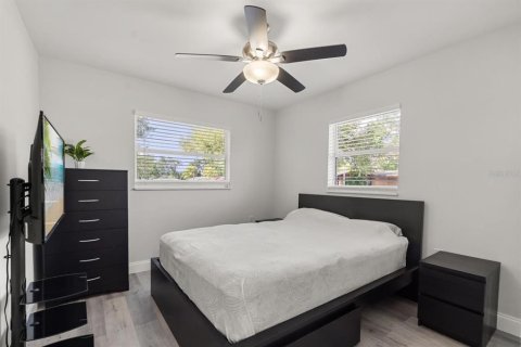 House in Orlando, Florida 2 bedrooms, 84.08 sq.m. № 1658431 - photo 14
