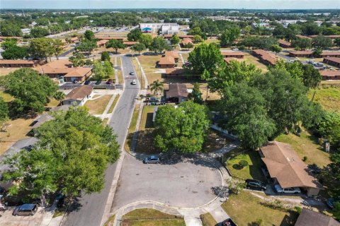House in Orlando, Florida 2 bedrooms, 84.08 sq.m. № 1658431 - photo 21