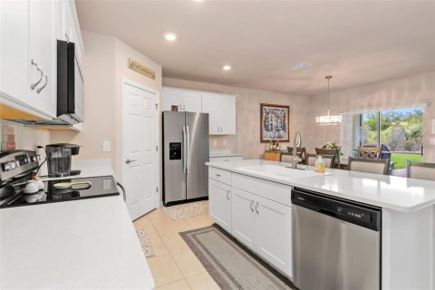 House in Punta Gorda, Florida 4 bedrooms, 171.5 sq.m. № 1527090 - photo 19