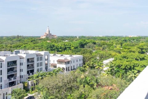 Condominio en alquiler en Coral Gables, Florida, 1 dormitorio, 78.04 m2 № 2064178 - foto 5