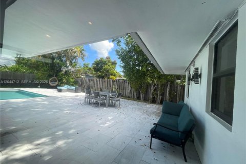 Villa ou maison à louer à North Miami, Floride: 3 chambres, 246.19 m2 № 2281412 - photo 5