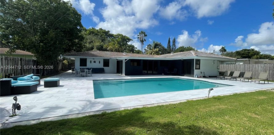 Villa ou maison à North Miami, Floride 3 chambres, 246.19 m2 № 2281412
