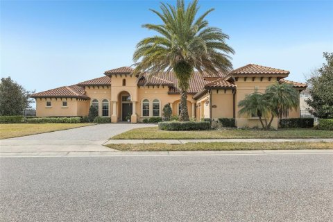 Villa ou maison à Lake Mary, Floride 5 chambres, 475.47 m2 № 2373797