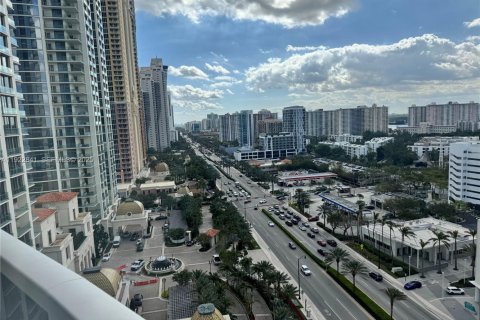 Copropriété à vendre à Sunny Isles Beach, Floride: 61.69 m2 № 1976884 - photo 19