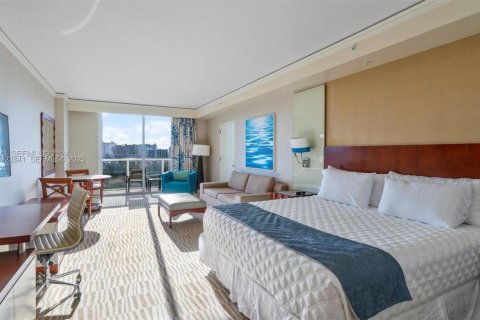 Copropriété à vendre à Sunny Isles Beach, Floride: 61.69 m2 № 1976884 - photo 8