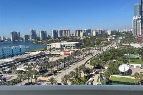 Copropriété à vendre à Sunny Isles Beach, Floride: 61.69 m2 № 1976884 - photo 17