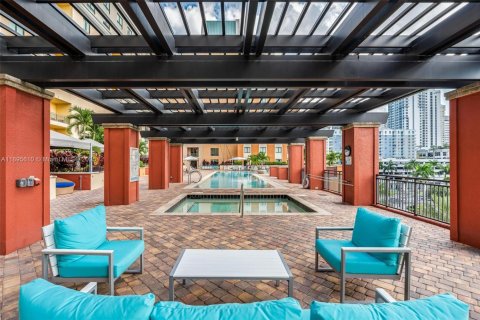Copropriété à vendre à Fort Lauderdale, Floride: 2 chambres, 105.07 m2 № 1952024 - photo 21