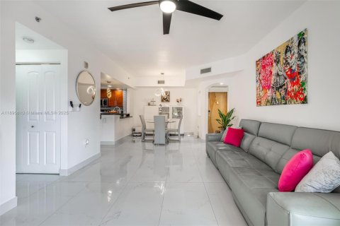Copropriété à vendre à Fort Lauderdale, Floride: 2 chambres, 105.07 m2 № 1952024 - photo 2
