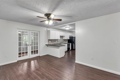 Casa en venta en Mulberry, Florida, 3 dormitorios, 149.02 m2 № 1912568 - foto 10