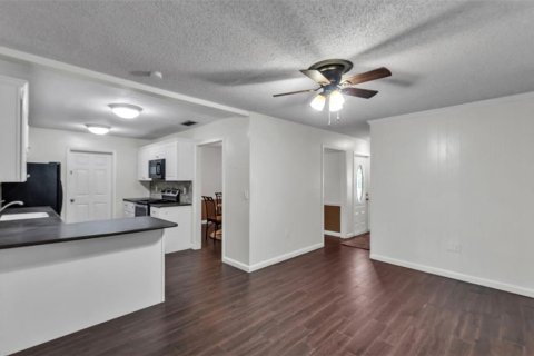 Casa en venta en Mulberry, Florida, 3 dormitorios, 149.02 m2 № 1912568 - foto 12