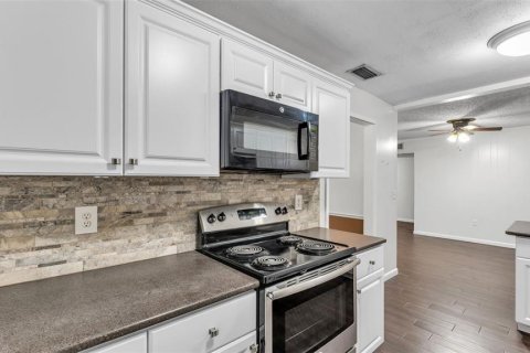 Casa en venta en Mulberry, Florida, 3 dormitorios, 149.02 m2 № 1912568 - foto 15