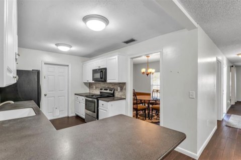 Casa en venta en Mulberry, Florida, 3 dormitorios, 149.02 m2 № 1912568 - foto 13