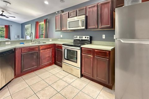 House in Kissimmee, Florida 3 bedrooms, 119.01 sq.m. № 1807341 - photo 9