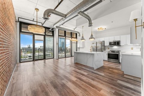 Condo in Saint Petersburg, Florida, 1 bedroom  № 2435109 - photo 5