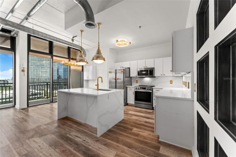 Condo in Saint Petersburg, Florida, 1 bedroom  № 2435109 - photo 14