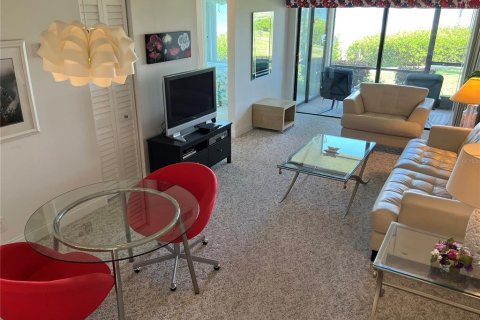 Condominio en alquiler en Saint Petersburg, Florida, 2 dormitorios, 82.68 m2 № 1832849 - foto 19
