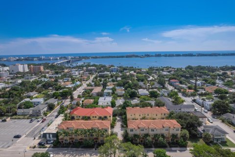 Adosado en alquiler en Lake Worth, Florida, 3 dormitorios, 152.36 m2 № 876503 - foto 1