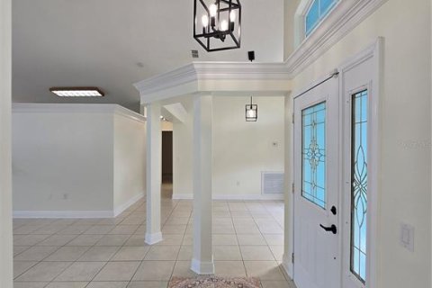 Villa ou maison à louer à Deltona, Floride: 4 chambres, 187.38 m2 № 2105939 - photo 8