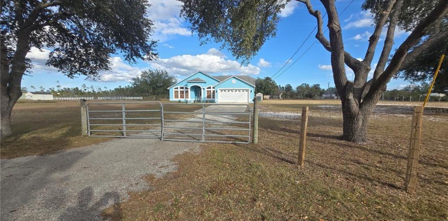 Villa ou maison à Deltona, Floride 4 chambres, 187.38 m2 № 2105939
