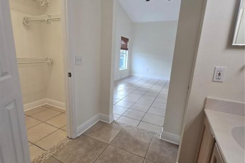 Villa ou maison à louer à Deltona, Floride: 4 chambres, 187.38 m2 № 2105939 - photo 19