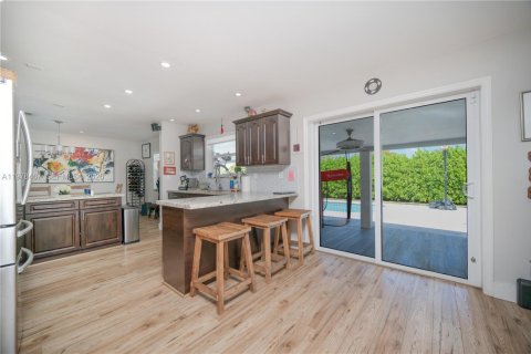 House in Cutler Bay, Florida 4 bedrooms, 156.91 sq.m. № 2044616 - photo 25