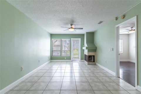 Condominio en venta en Orlando, Florida, 2 dormitorios, 92.16 m2 № 1887038 - foto 14