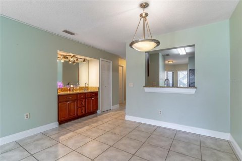 Condominio en venta en Orlando, Florida, 2 dormitorios, 92.16 m2 № 1887038 - foto 21