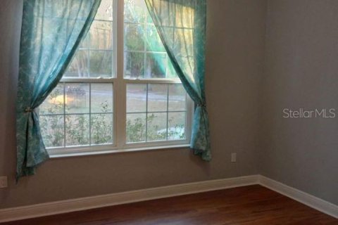 House in Lady Lake, Florida 4 bedrooms, 220.27 sq.m. № 2398704 - photo 19