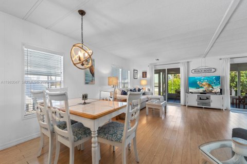 Apartamento en alquiler en Key Largo, Florida, 2 dormitorios, 115.94 m2 № 2080520 - foto 18