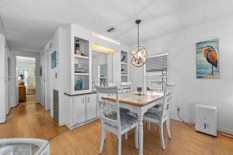 Apartamento en alquiler en Key Largo, Florida, 2 dormitorios, 115.94 m2 № 2080520 - foto 6