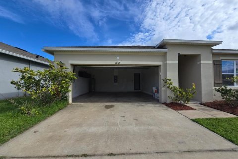 House in Kissimmee, Florida 3 bedrooms, 155.7 sq.m. № 2132872 - photo 11