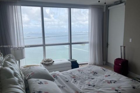 Condo in Miami, Florida, 2 bedrooms  № 1861060 - photo 6