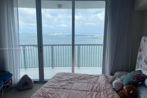 Condo in Miami, Florida, 2 bedrooms  № 1861060 - photo 15