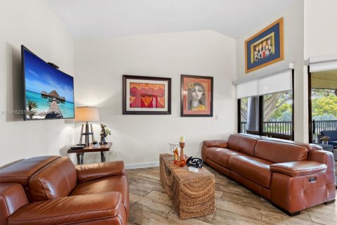 Townhouse in Homestead, Florida 2 bedrooms, 90.12 sq.m. № 1991616 - photo 10