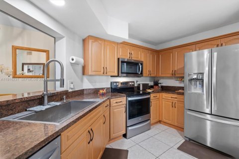 Townhouse in Homestead, Florida 2 bedrooms, 90.12 sq.m. № 1991616 - photo 20