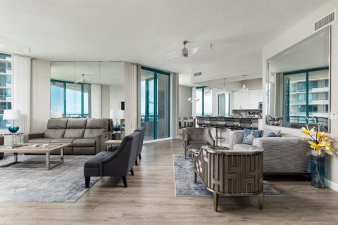 Condominio en alquiler en Clearwater, Florida, 3 dormitorios, 193.79 m2 № 2093614 - foto 13