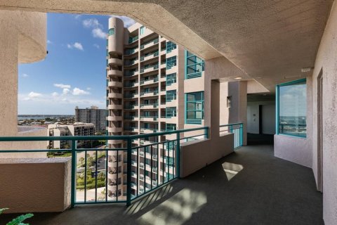 Condominio en alquiler en Clearwater, Florida, 3 dormitorios, 193.79 m2 № 2093614 - foto 6