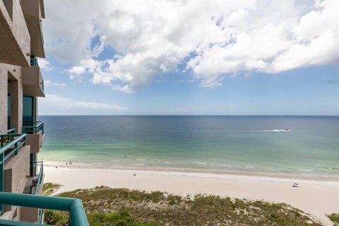Condominio en Clearwater, Florida, 3 dormitorios  № 2093614